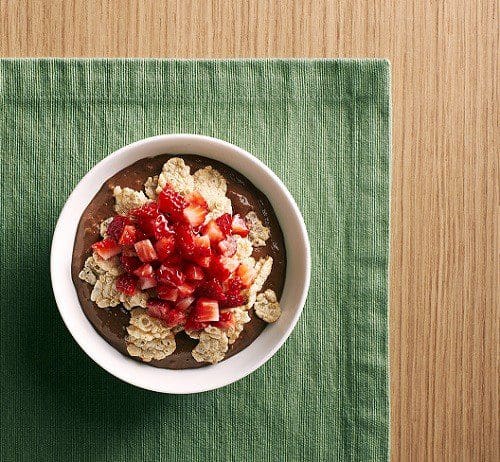 Dark Chocolate Strawberry Smoothie Bowl