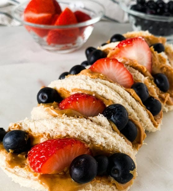 PB & Berry Tacos