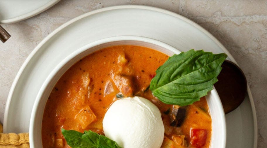Vegetarian One Pot Lasagna Soup in a bowl